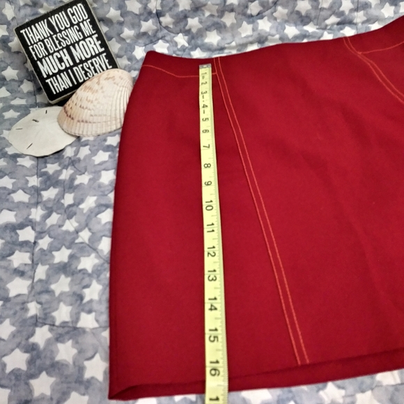 Isabel & Nina Red Mini Skirt - Picture 4 of 6